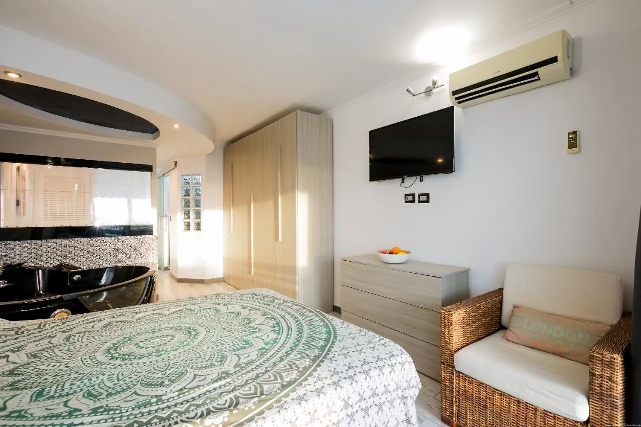 Apartment 204 Atalaya 2 Bedrooms, Sea View, Private Parking Costa Adeje